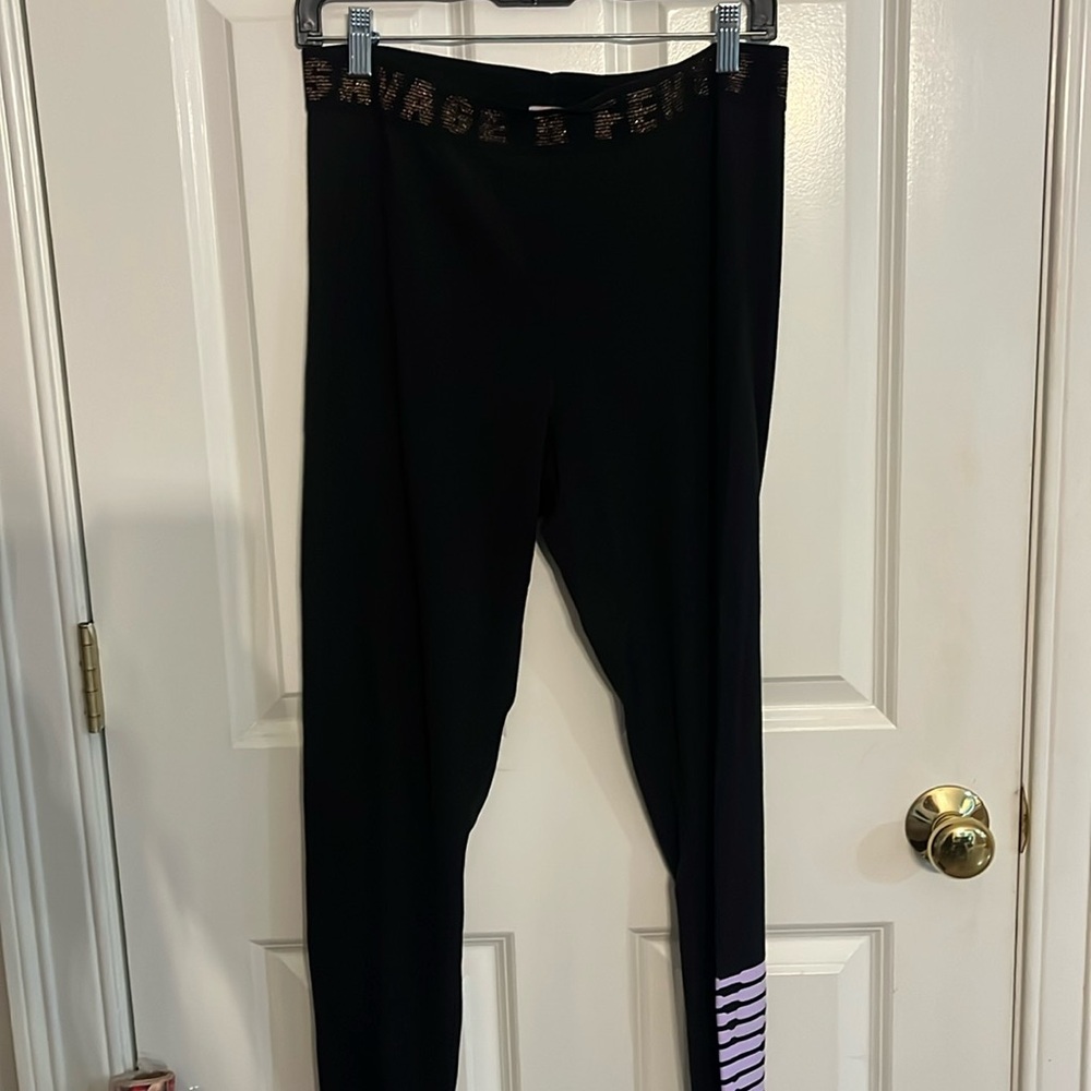 Savage X Fenty leggings